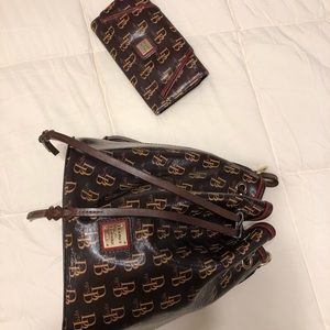 Dooney & Bourke Purse